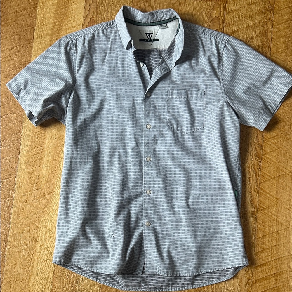 VISSLA Light Blue Casual Button Down Shirt